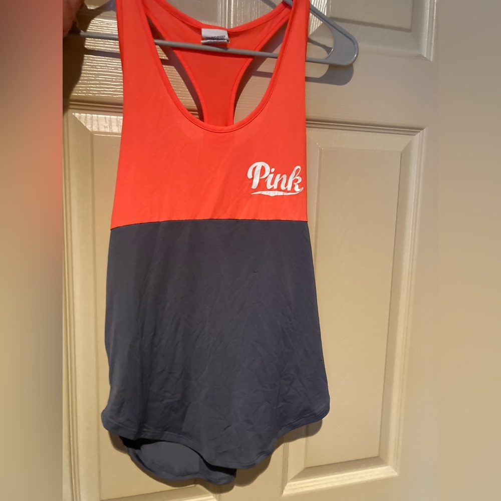 VS PINK TANK